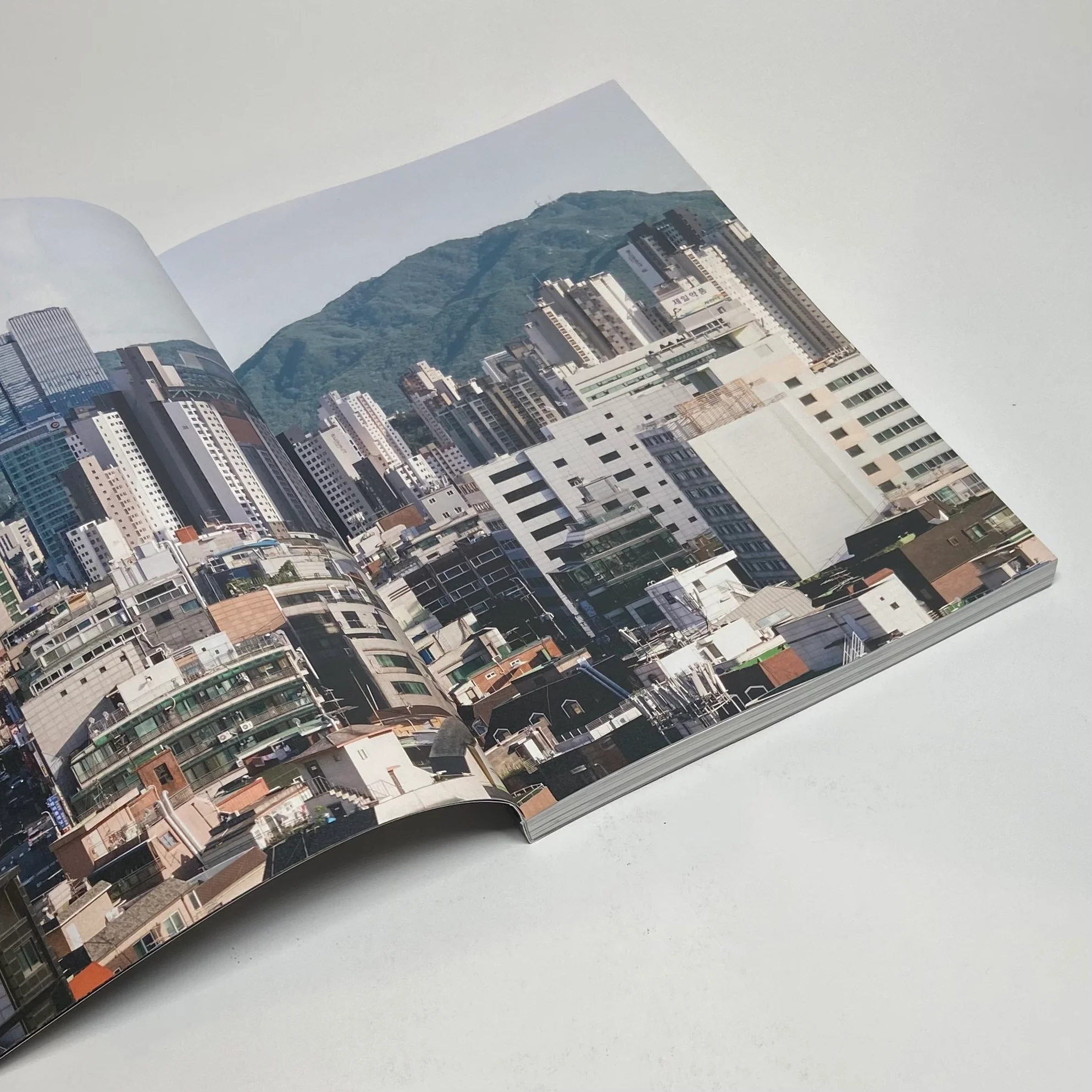 B Magazine #50 - Seoul (2nd Edition) - Image 3