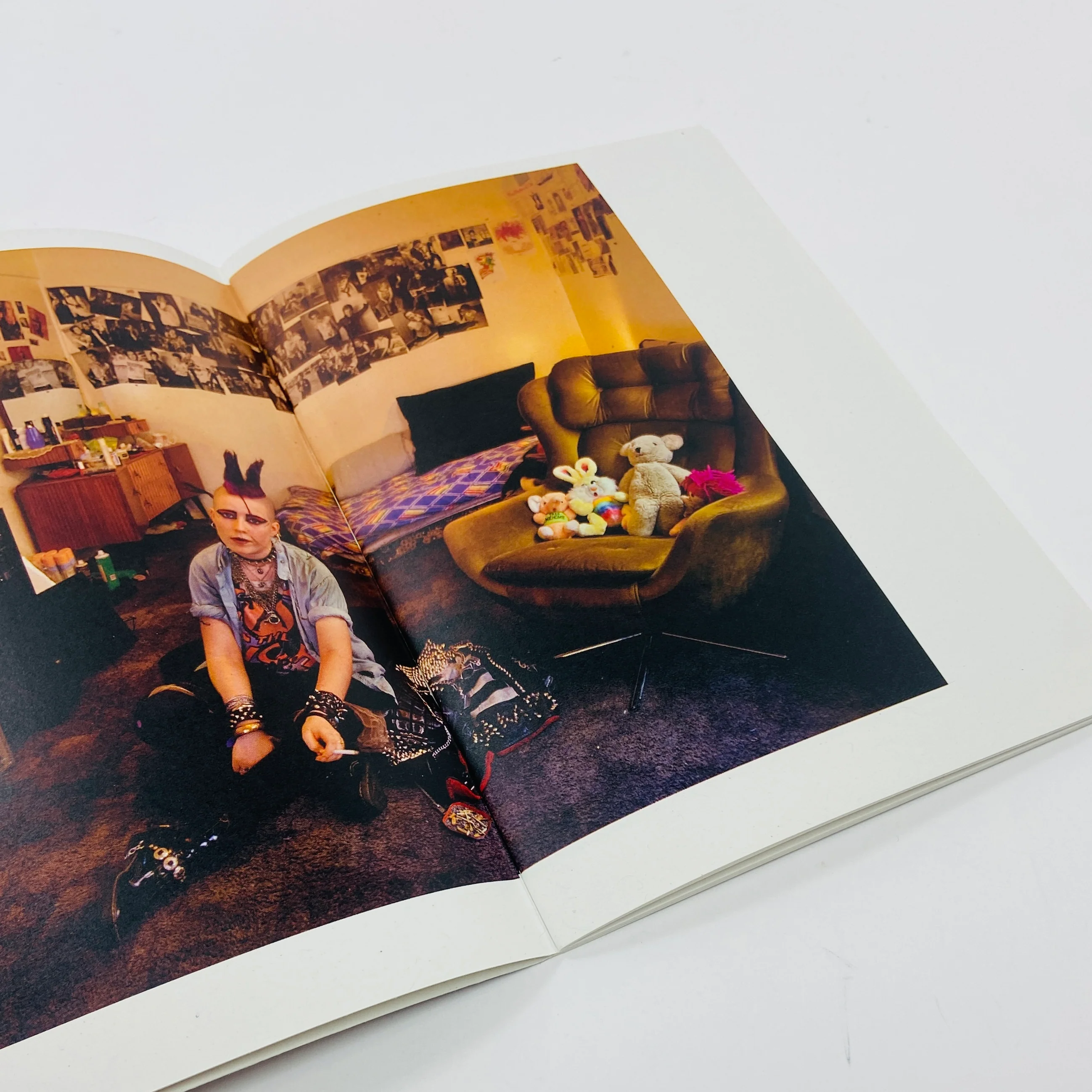 Being British #3 1970–2019 - Barry Lewis - Image 4