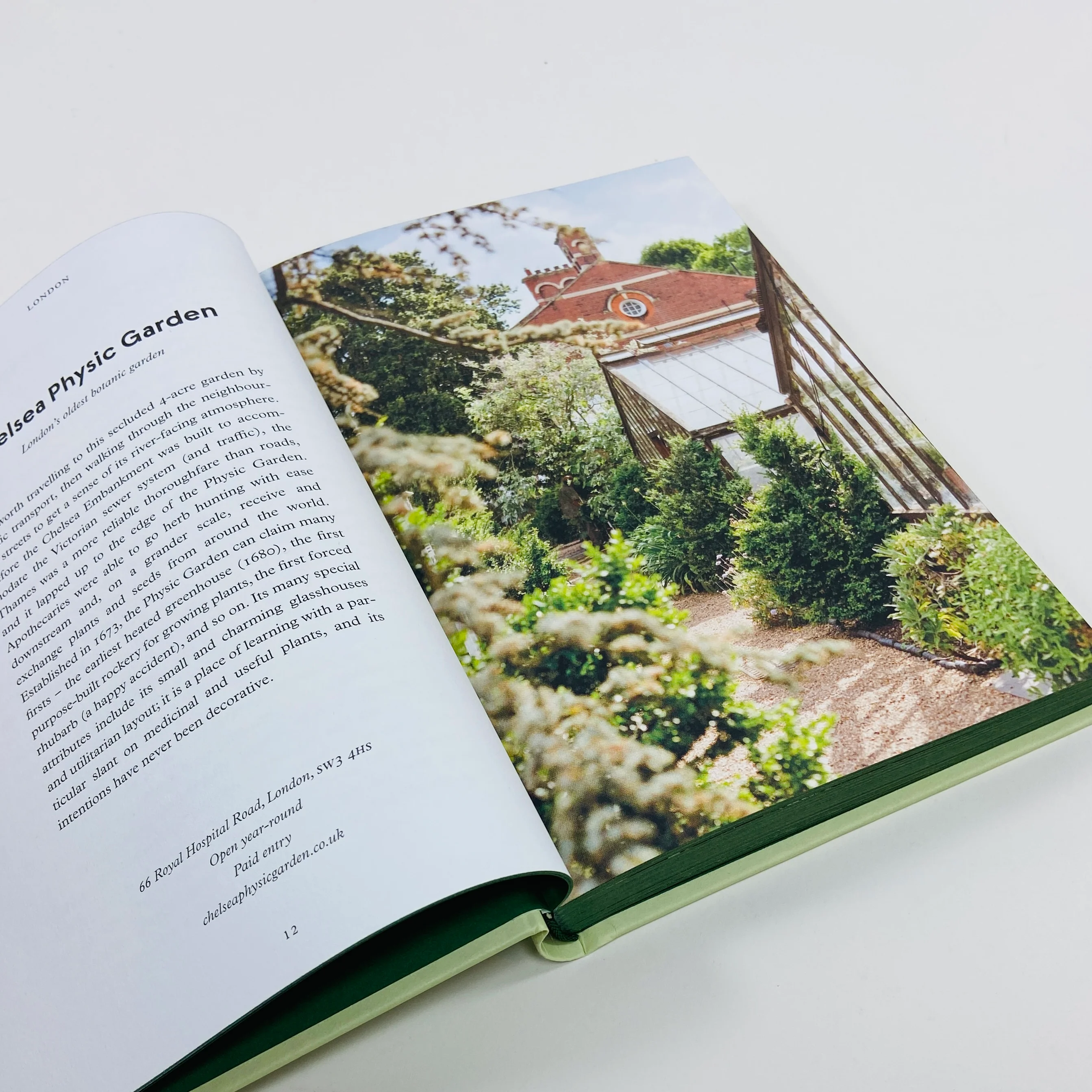 Britain's Best Gardens - Image 7