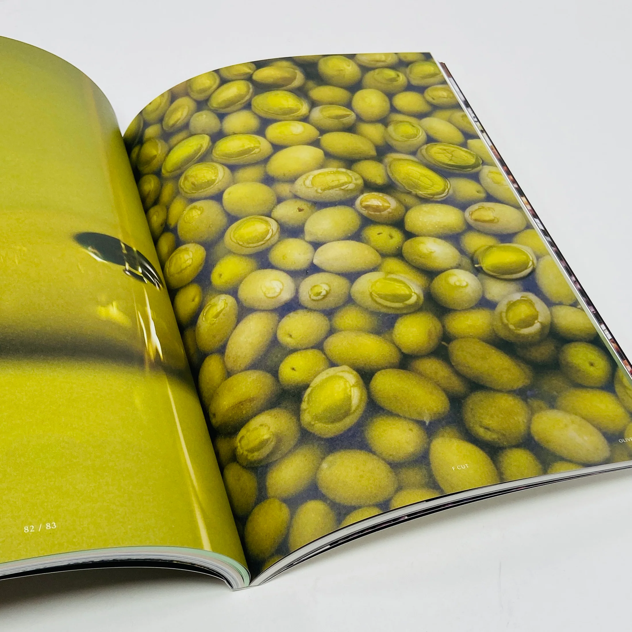 F Magazine #22 - Olive - Image 7
