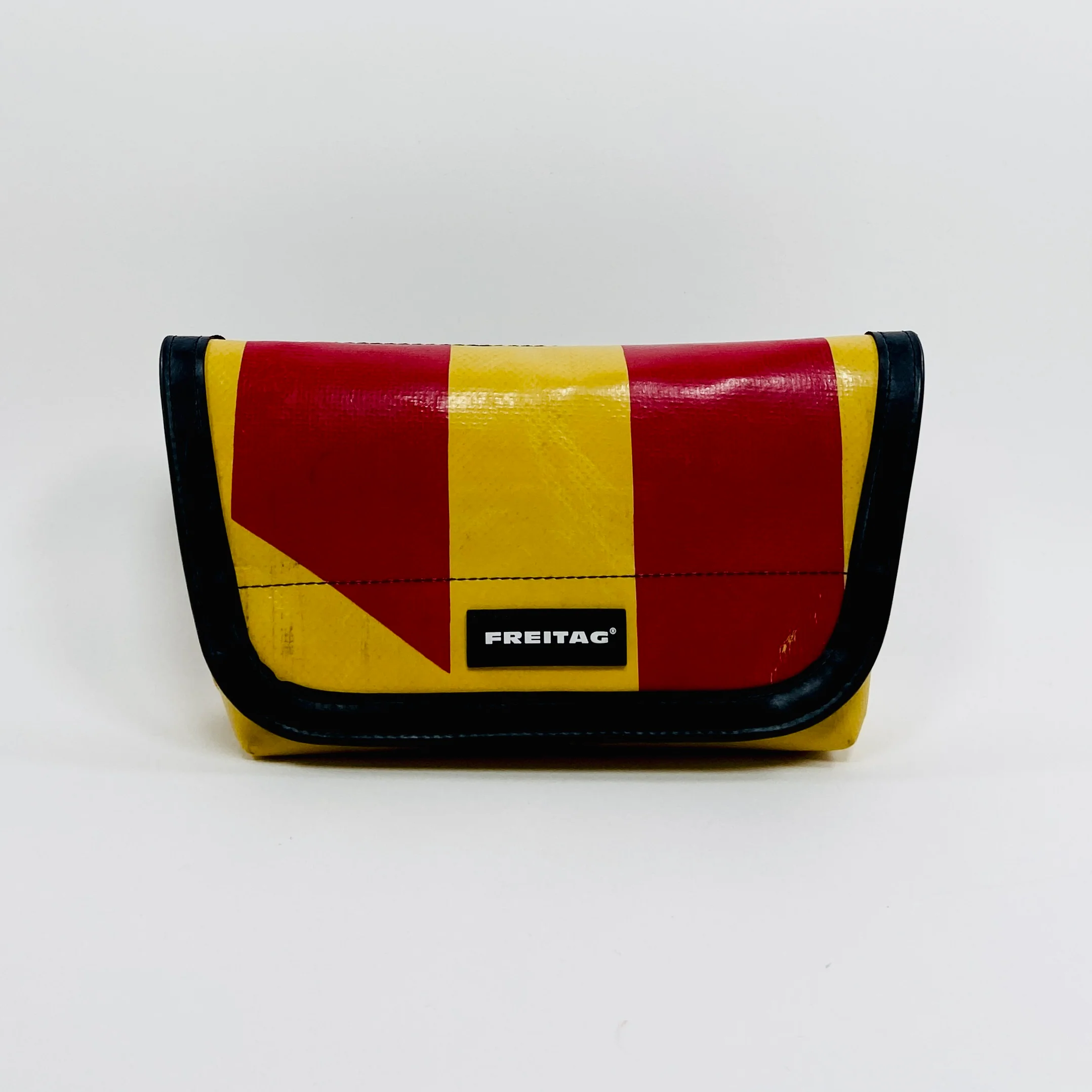 FREITAG F40 - Jamie - Yellow with Red