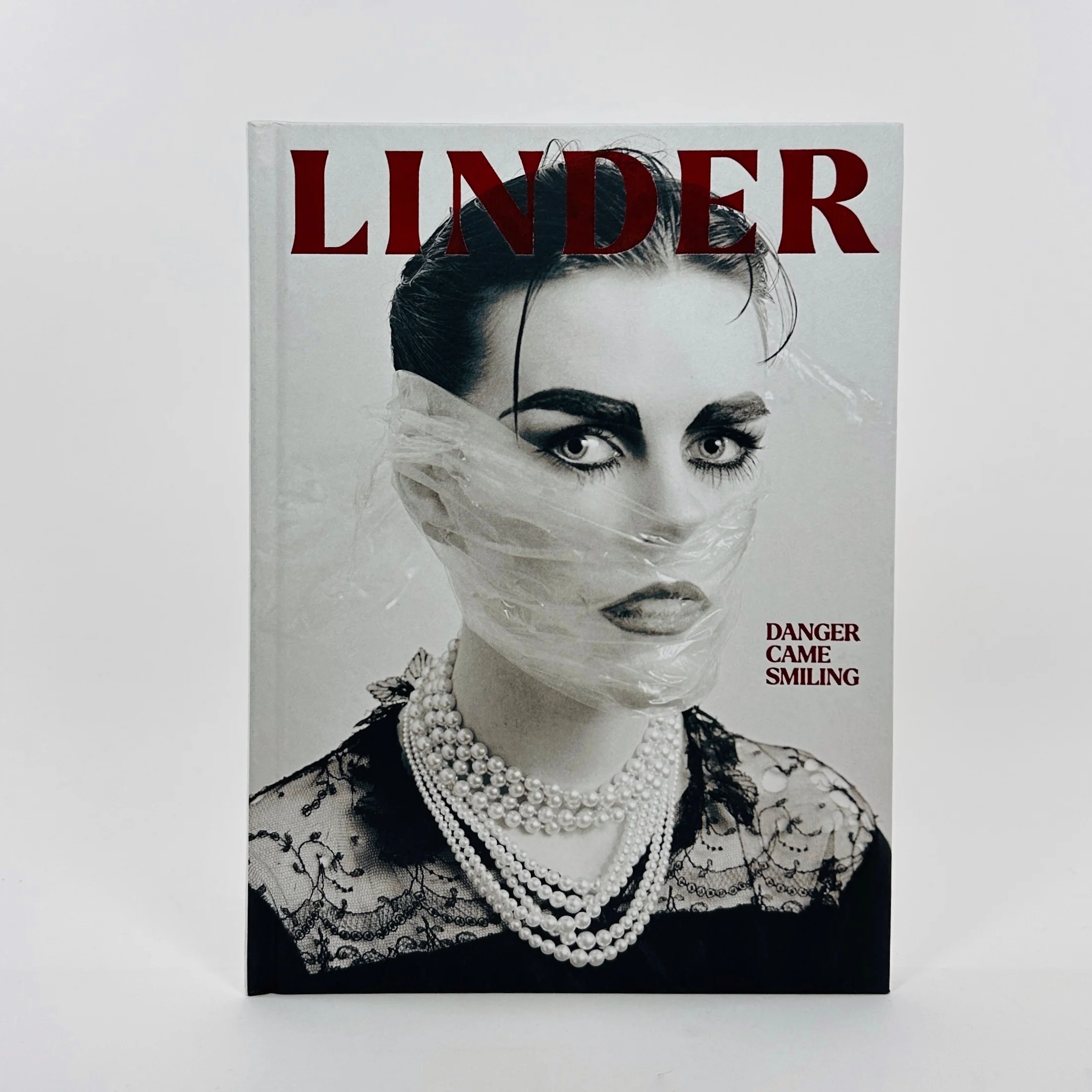 Linder - Danger Came Smiling