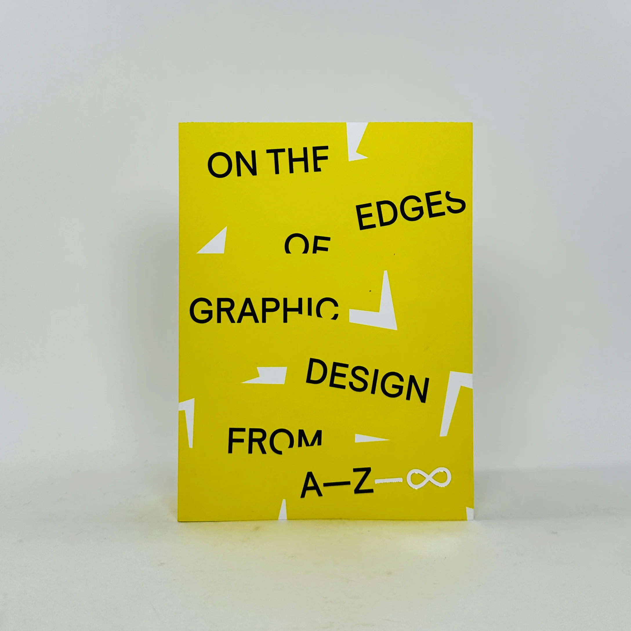 On the Edges of Graphic Design from A―Z―∞