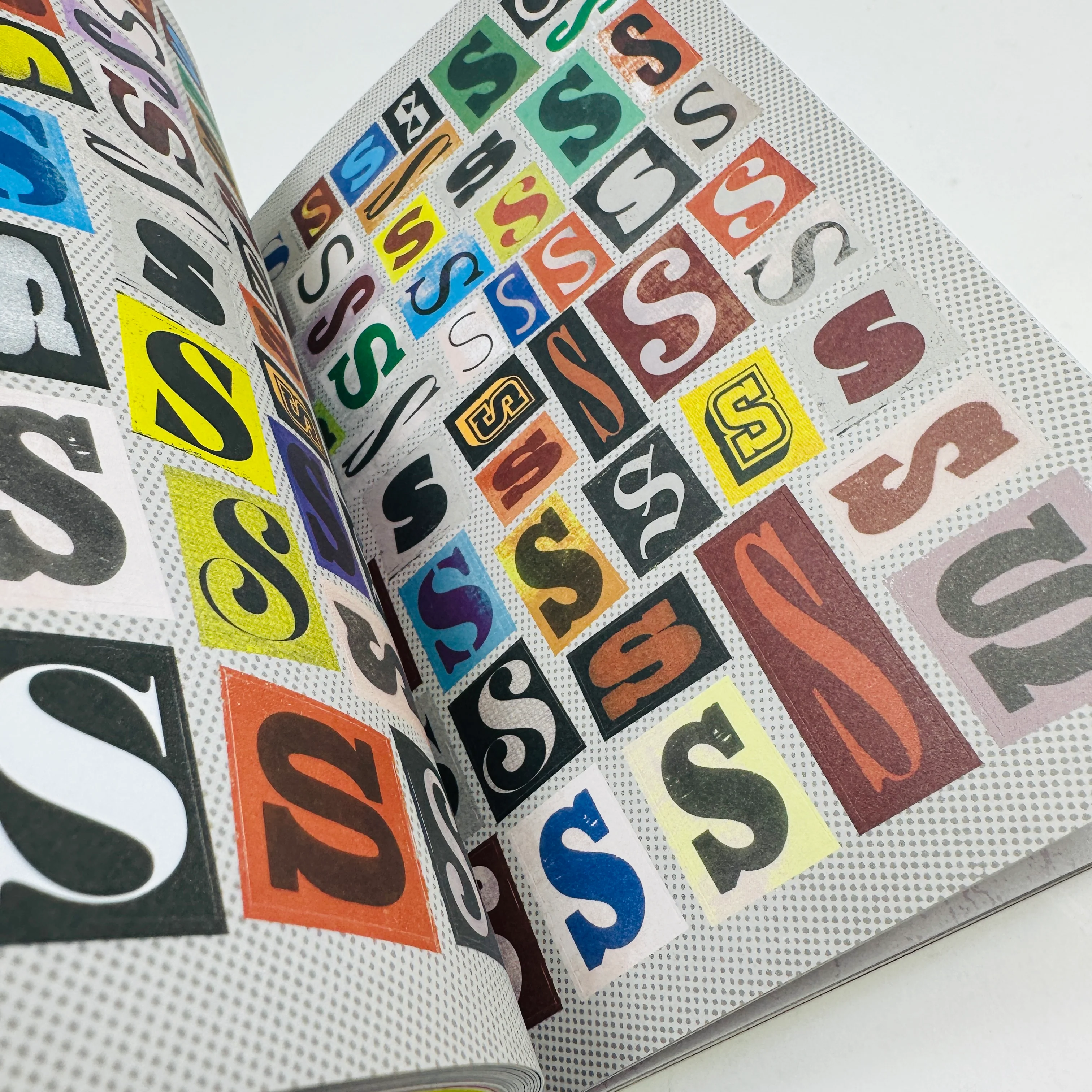 The Ransom Note Sticker Book - Image 4