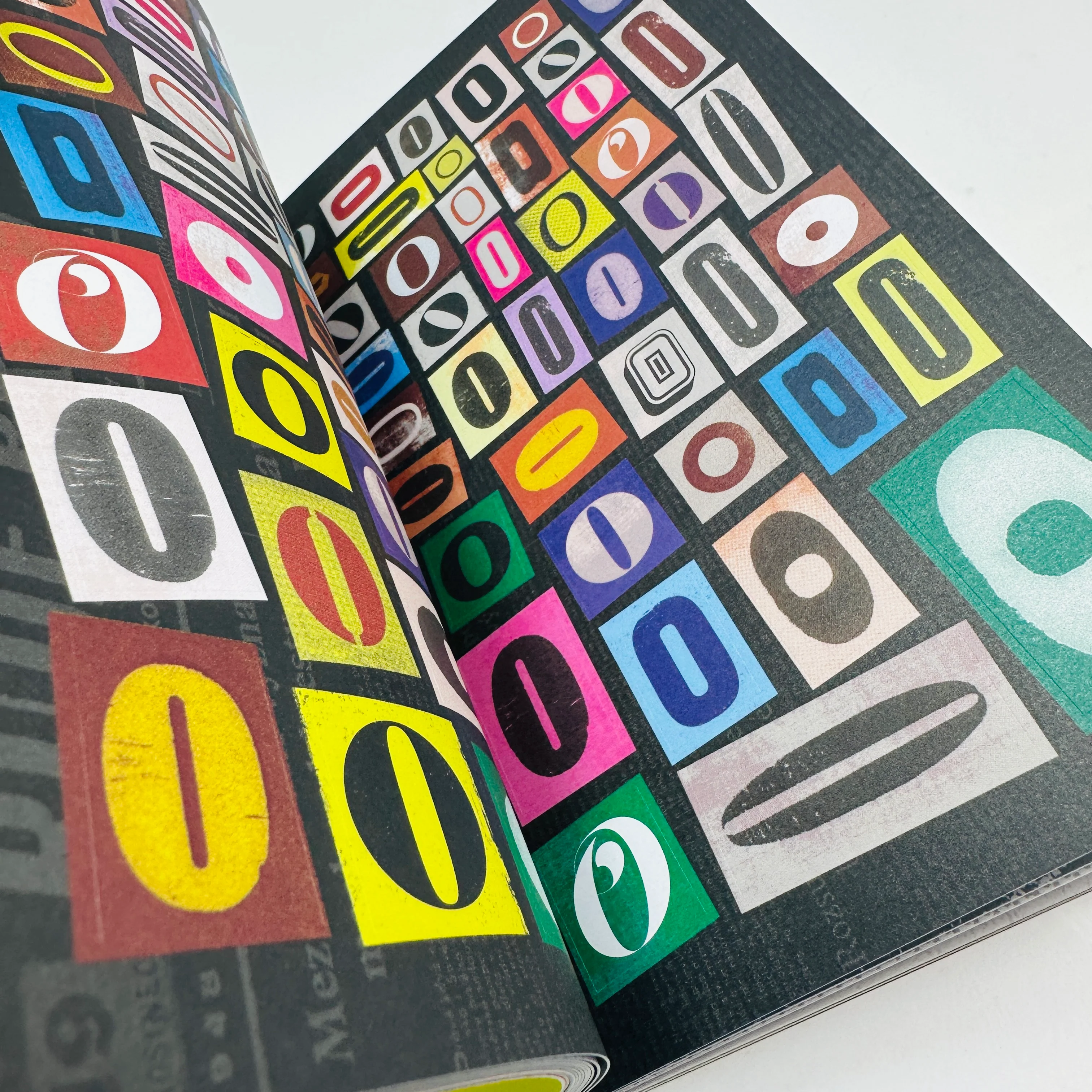 The Ransom Note Sticker Book - Image 5