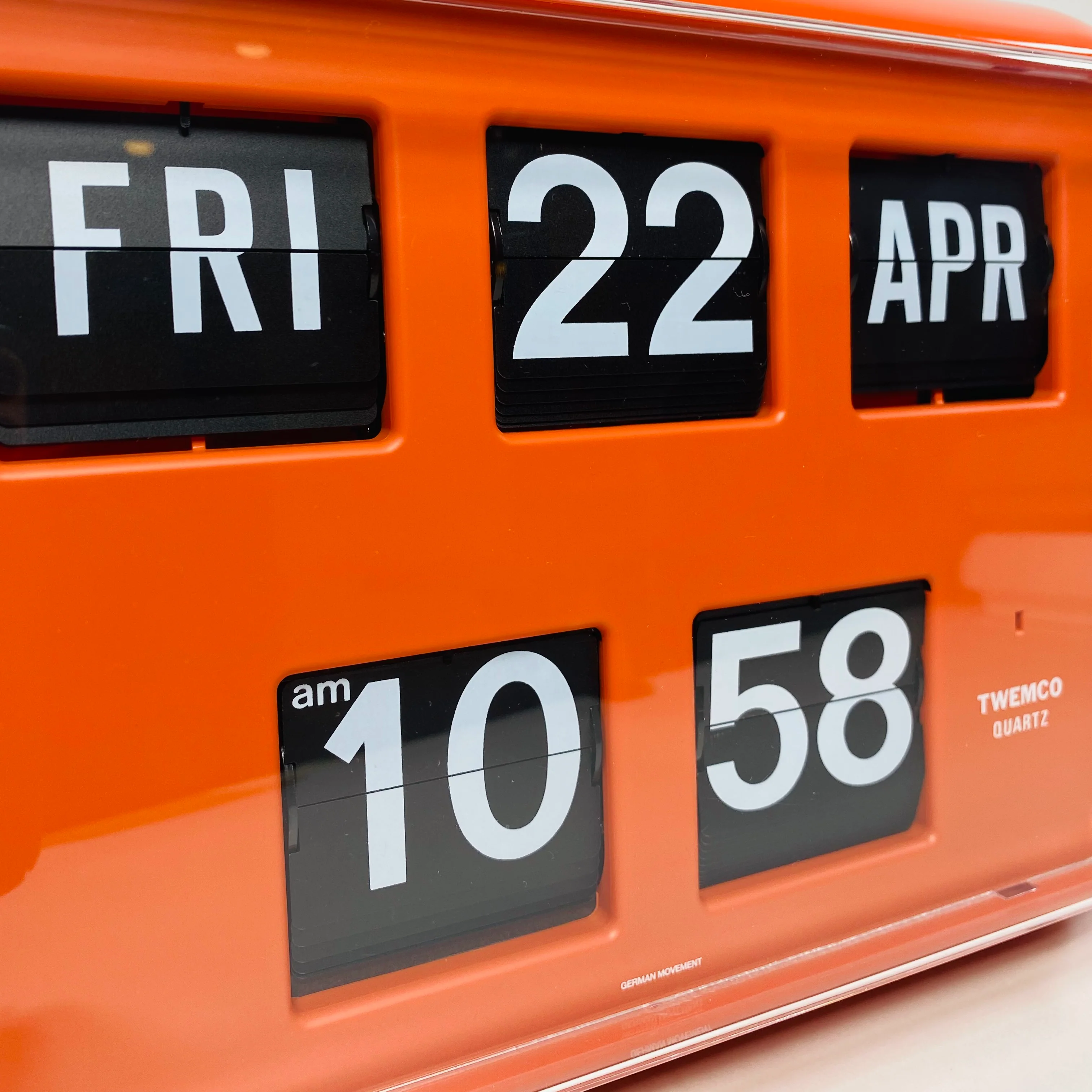 TWEMCO Calendar Flip Wall Clock QD-35 Orange - Image 3