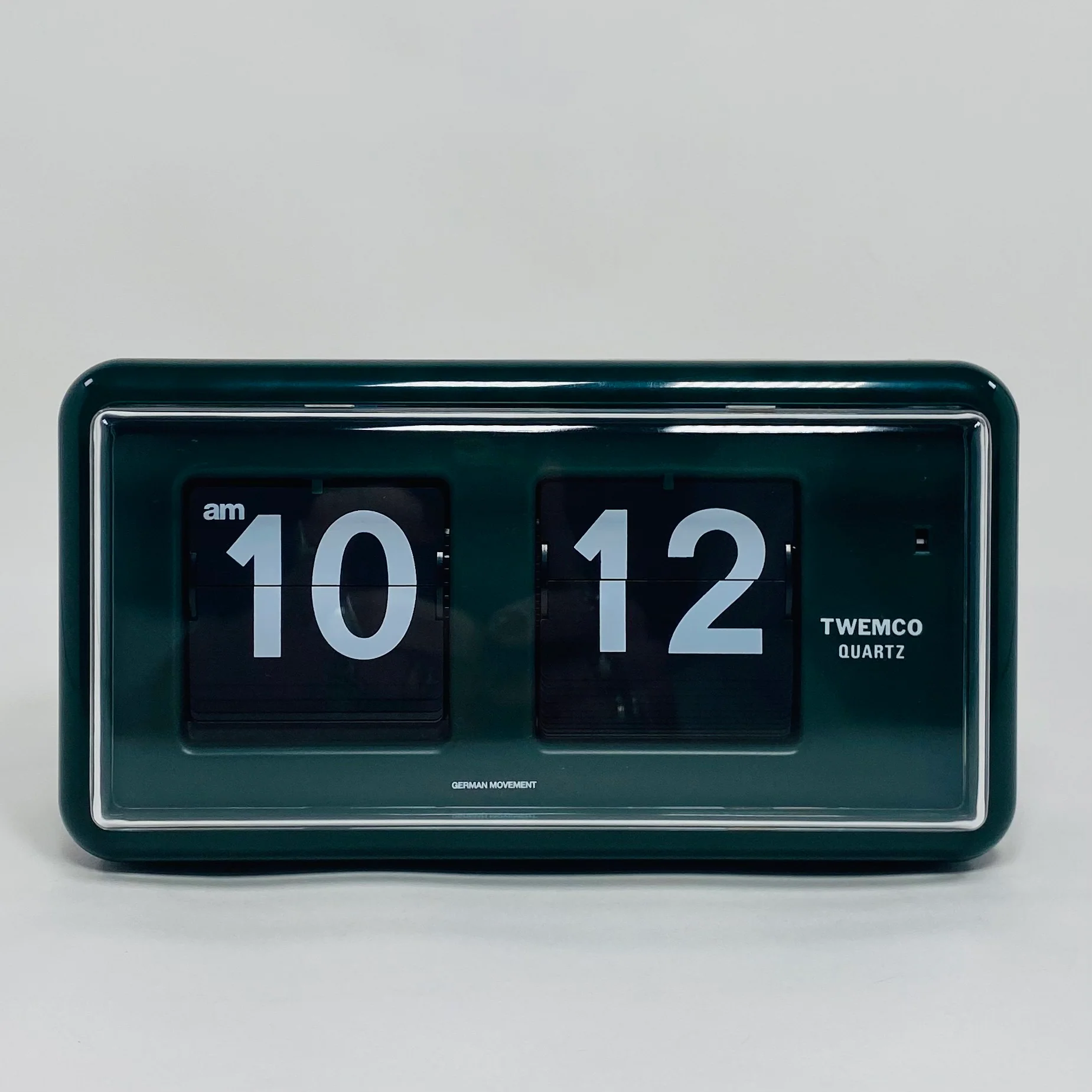 TWEMCO Flip Clock QT-30 Green
