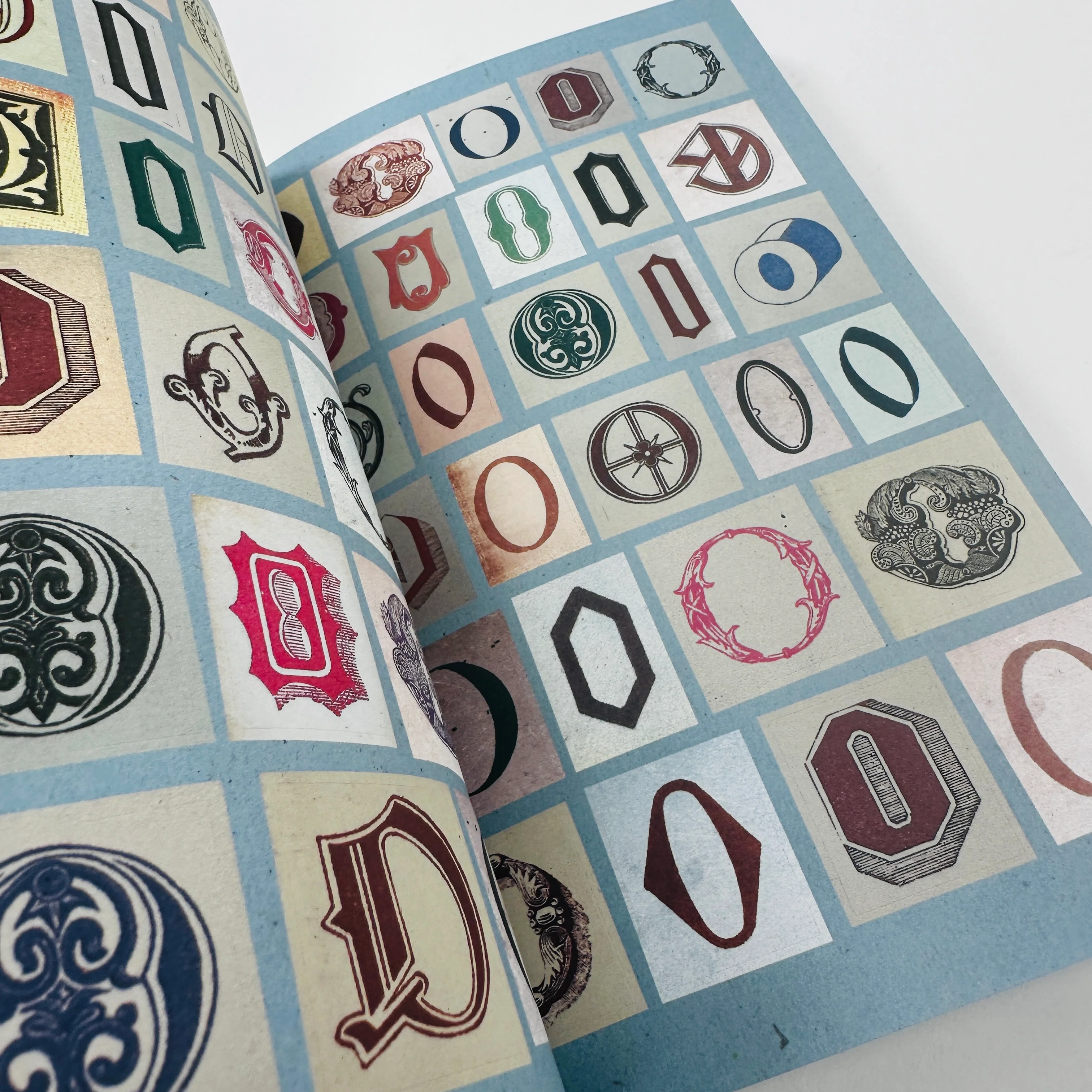 Ye Olde Ransom Note Sticker Book - Image 4