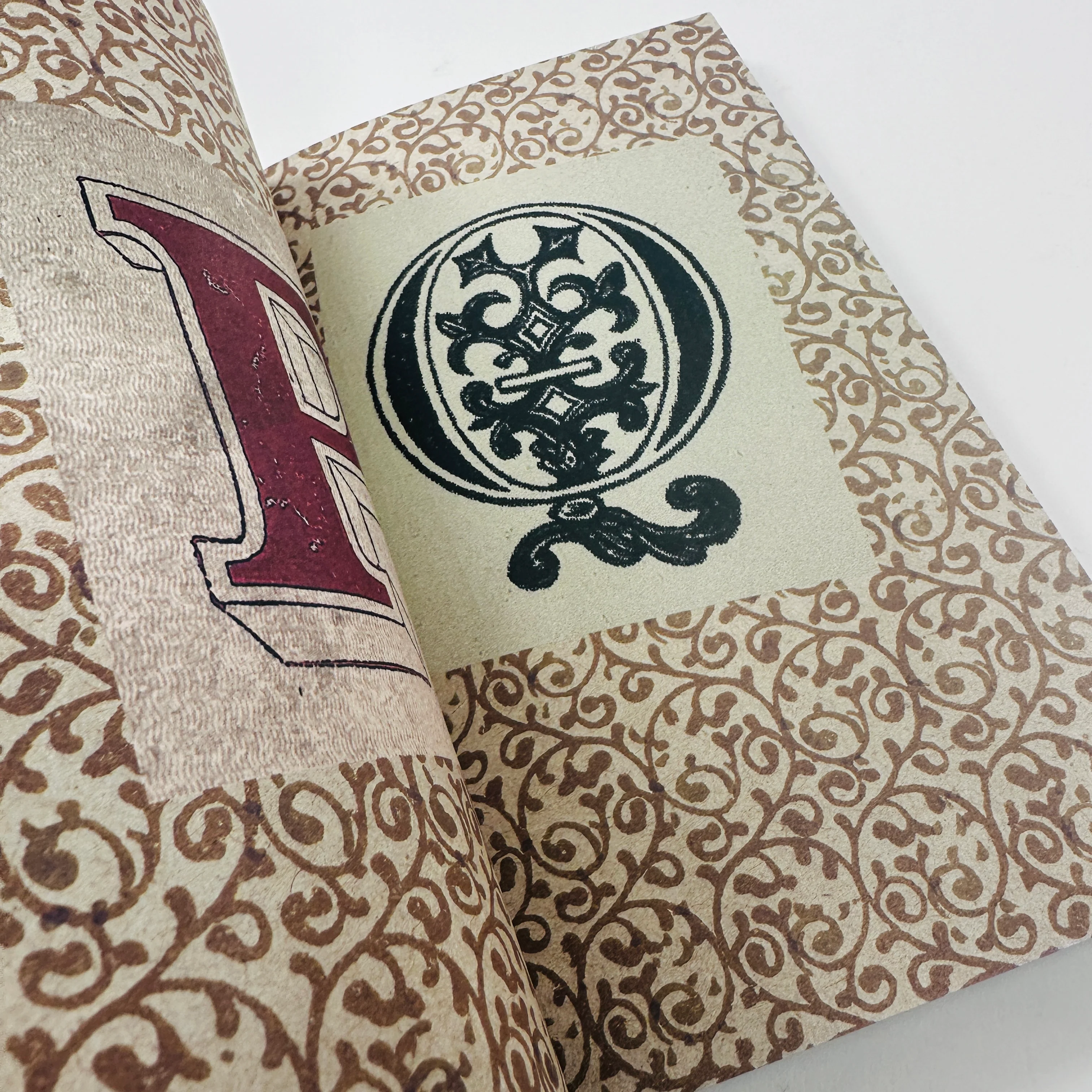 Ye Olde Ransom Note Sticker Book - Image 5